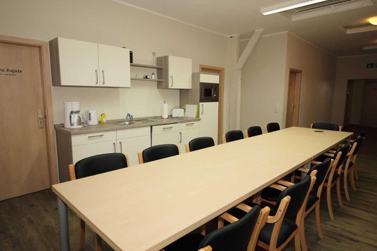 Kutterfisch Kajueten Direkt Im Stadthafen Apartment Sassnitz Exterior photo